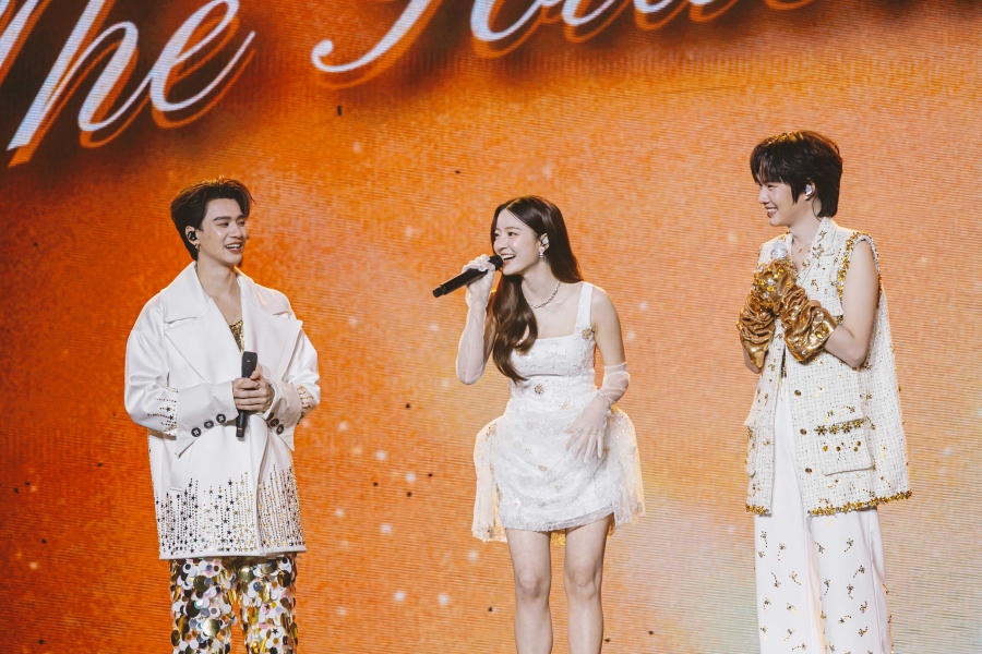 เขมจิราต้องรอด คอนเสิร์ต