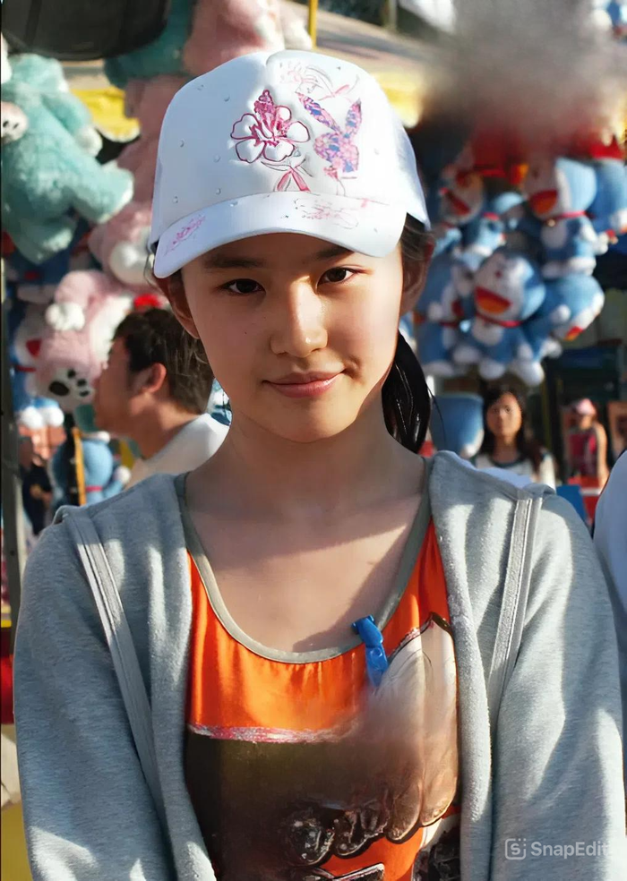 หลิวอี้เฟยเมื่อ 20 ปีก่อน หน้าตาเป็นแบบนี้