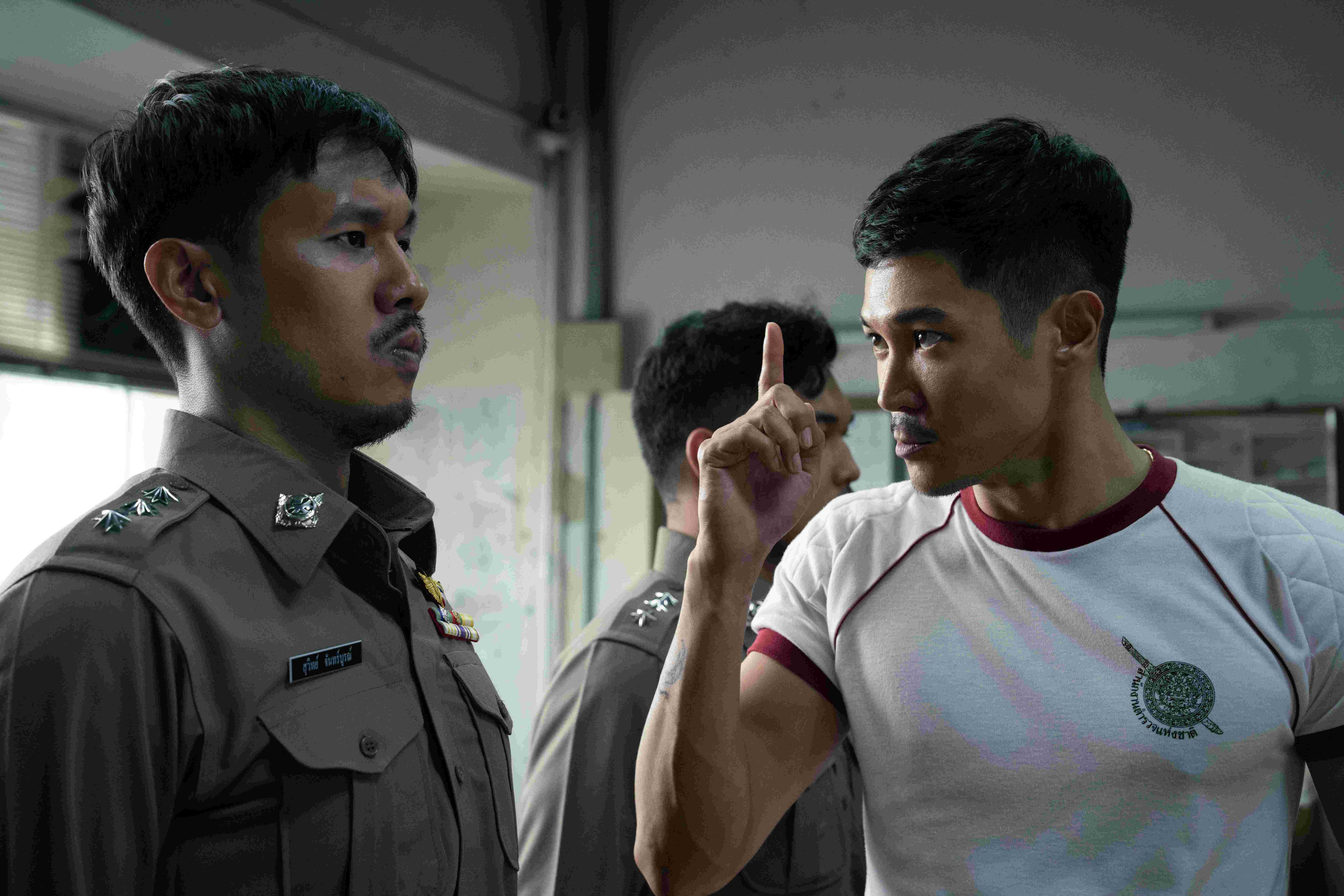 เส้นตาย สายลวง