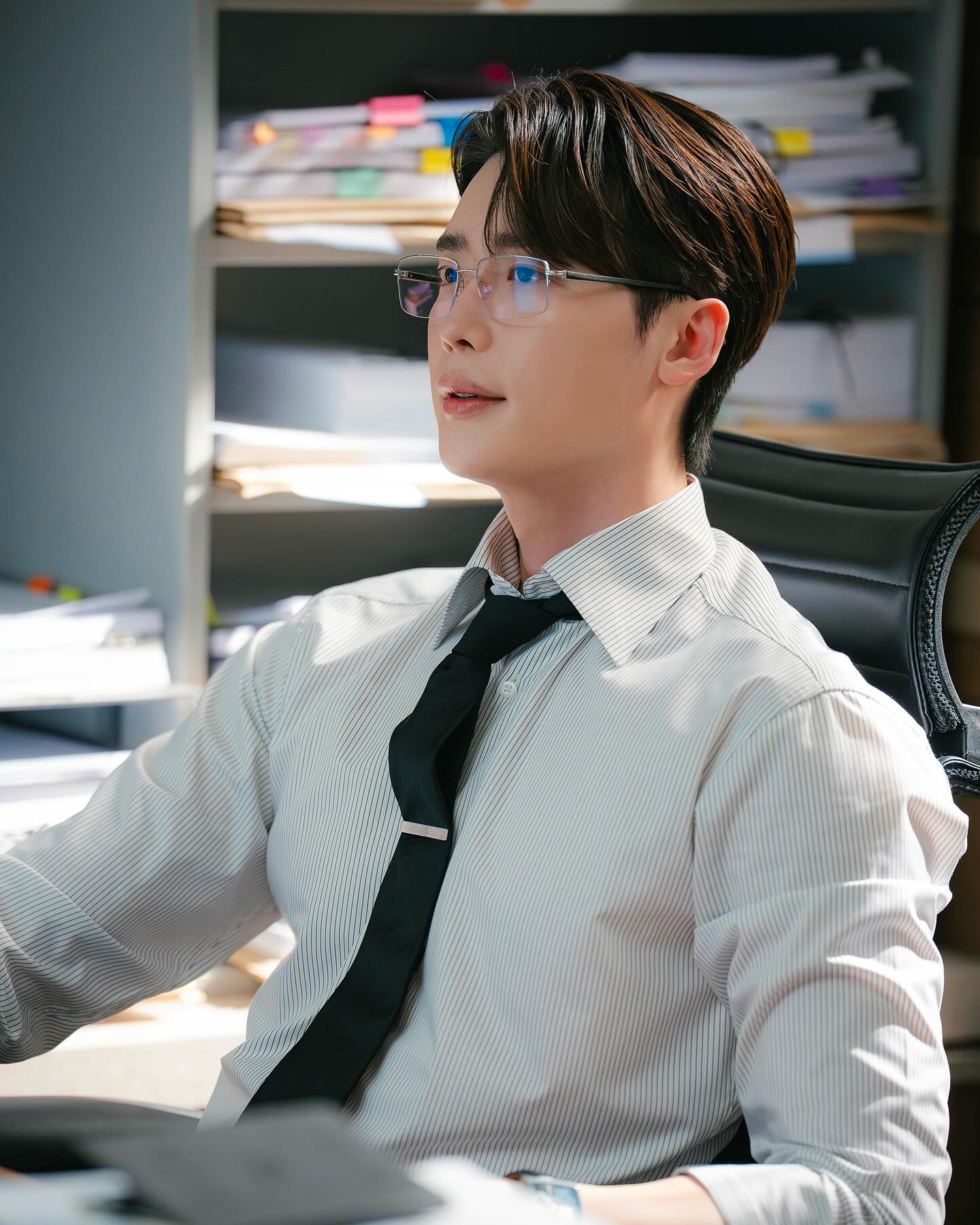 อีจงซอก ปะทะ อีจุนฮยอก ใน 2 เรื่องราวเชื่อมกัน