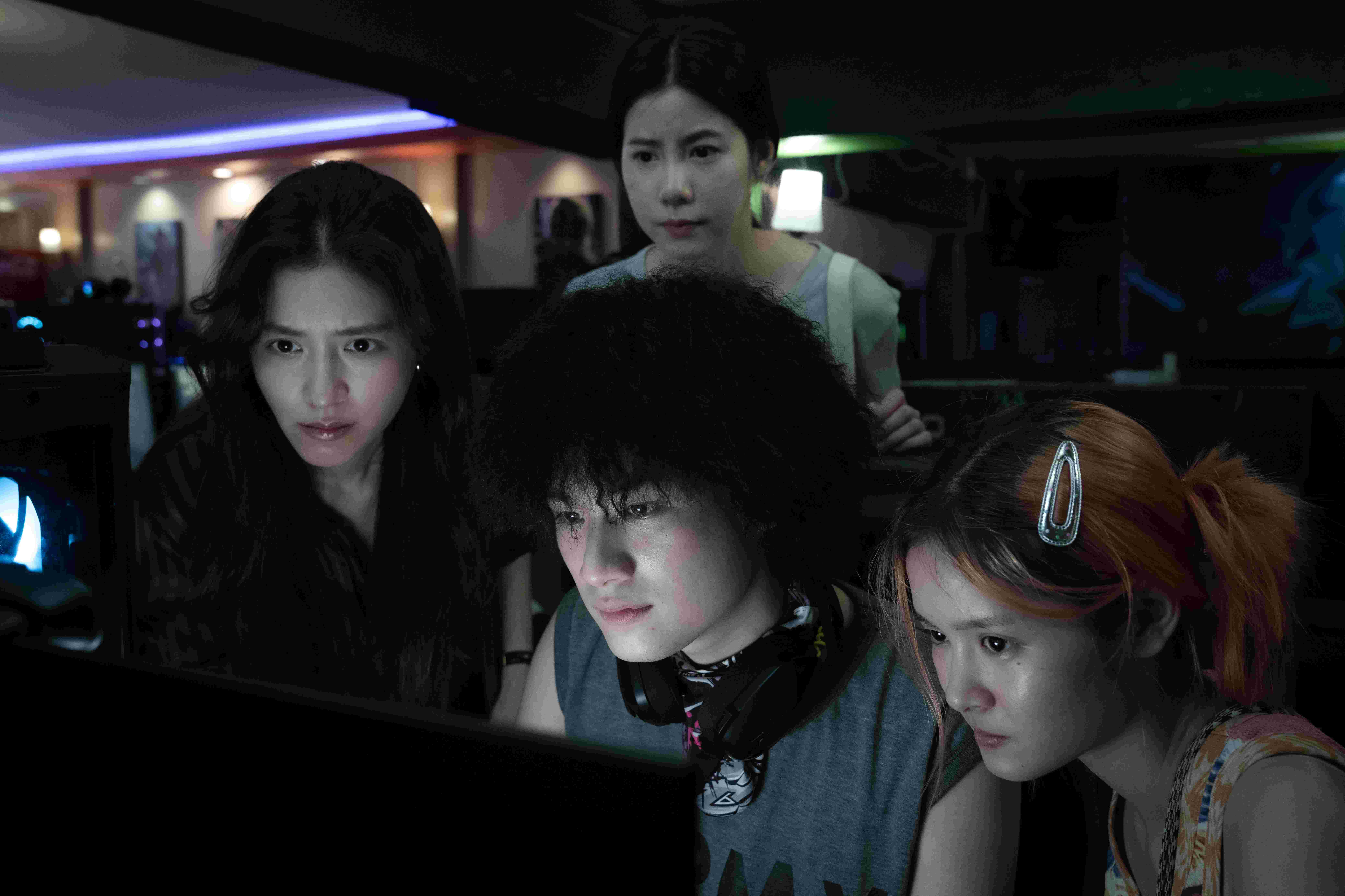 เส้นตายสายลวง