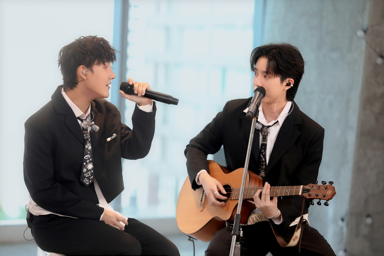 Way To You Mini Showcase