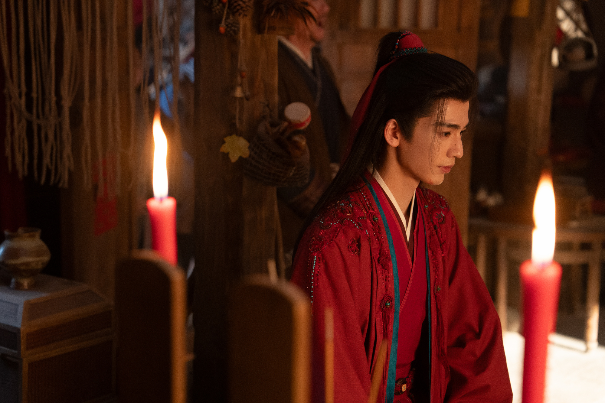 “จางหลิงเฮ่อ” หล่อสะกด ล่าหยก พุ่งขึ้นอันดับ 1 ตั้งแต่เปิดตัว