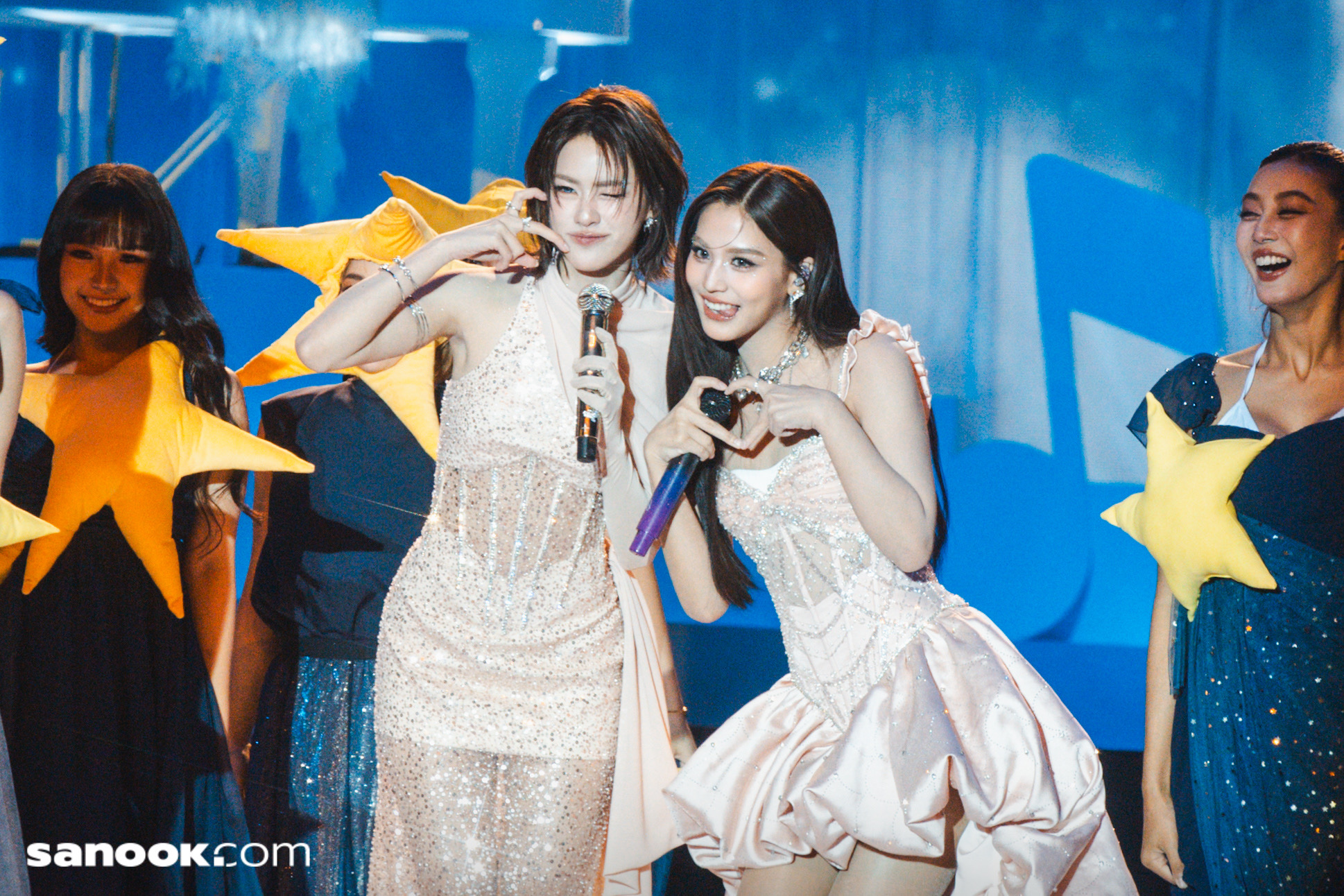 EMI BONNIE : LOVE SESSION