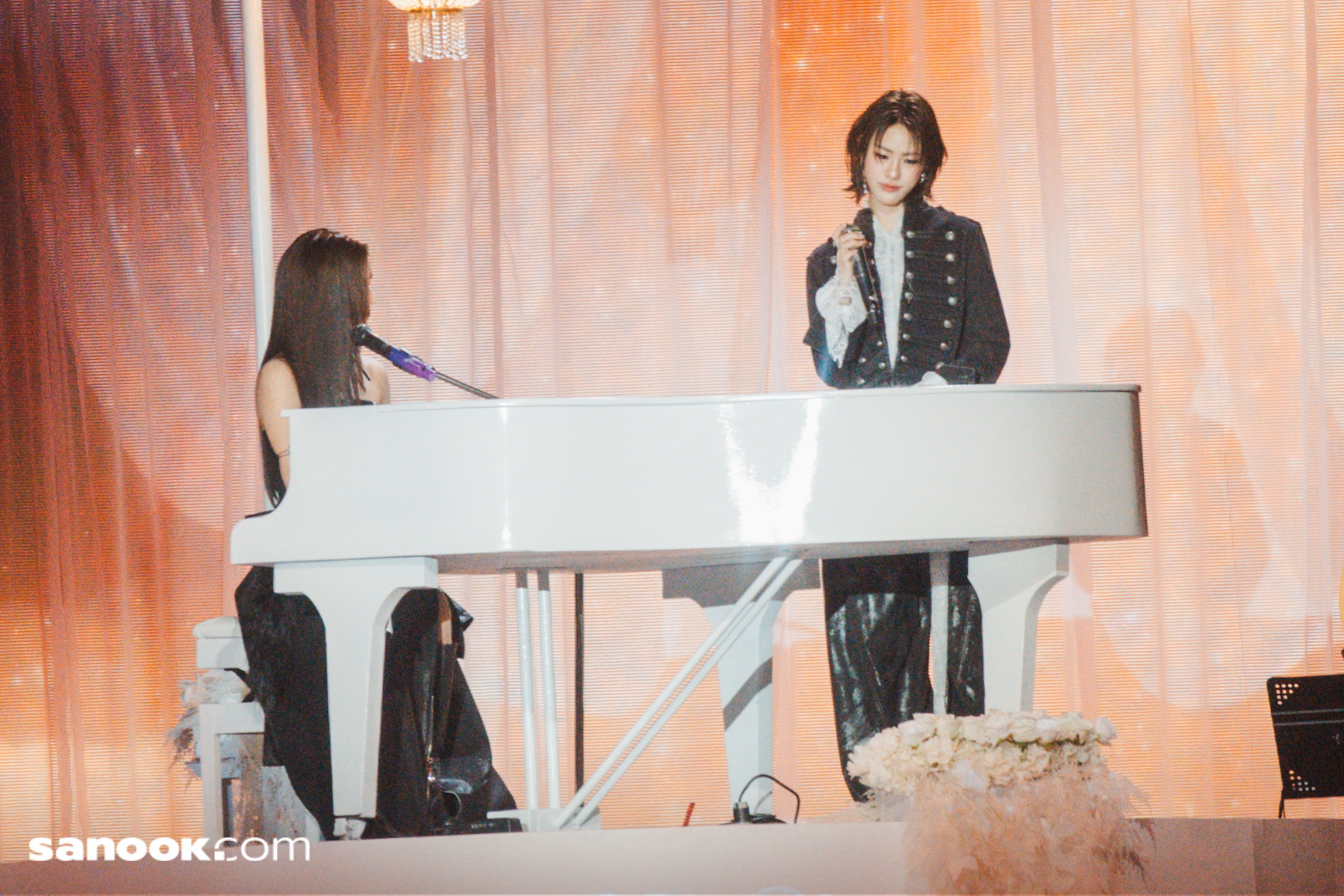 EMI BONNIE : LOVE SESSION