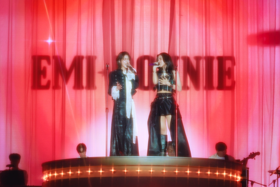 EMI BONNIE : LOVE SESSION