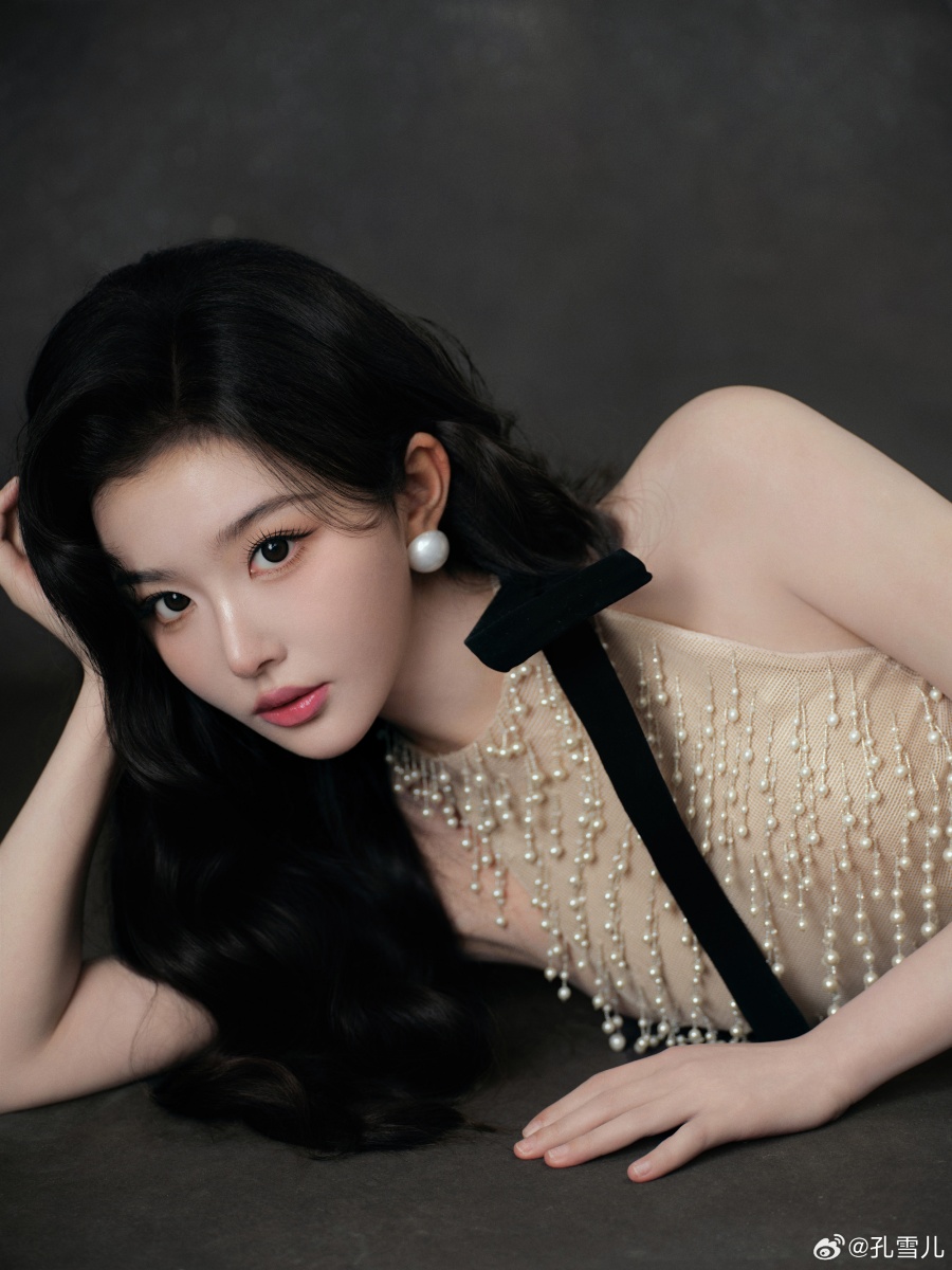 ทำความรู้จัก ขงเสว่เอ๋อร์ (Kong Xue Er) ดาวรุ่งจีนที่กำลังมาแรง