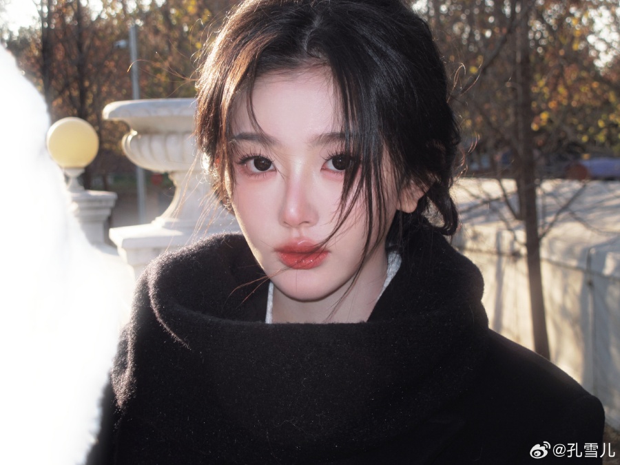 ทำความรู้จัก ขงเสว่เอ๋อร์ (Kong Xue Er) ดาวรุ่งจีนที่กำลังมาแรง