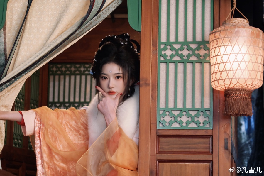 ทำความรู้จัก ขงเสว่เอ๋อร์ (Kong Xue Er) ดาวรุ่งจีนที่กำลังมาแรง