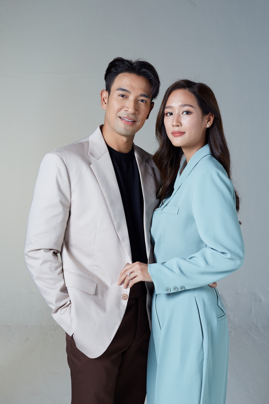 เรื่องย่อ รักหักหลัง Wrong Side of the Rainbow