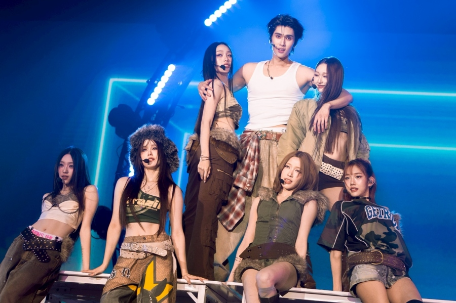 JOONG DUNK EYES ON YOU FANCON