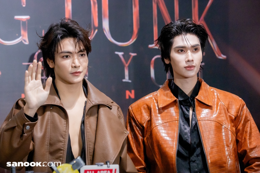 JOONG DUNK EYES ON YOU FANCON