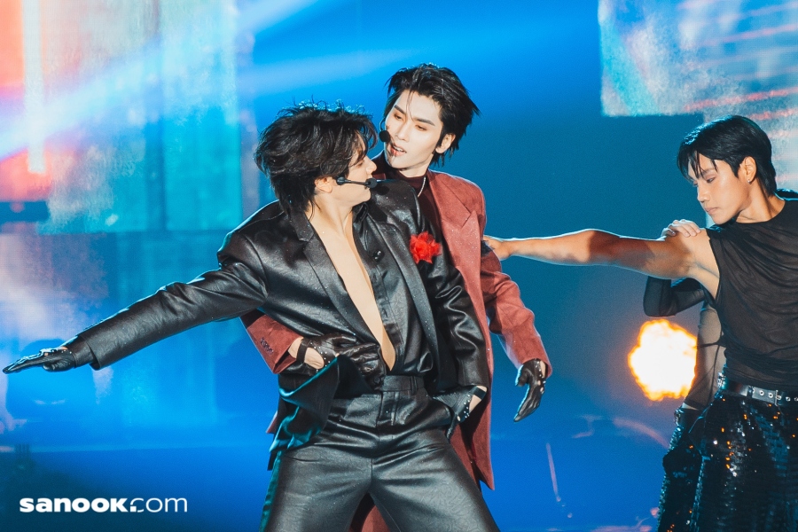 JOONG DUNK EYES ON YOU FANCON