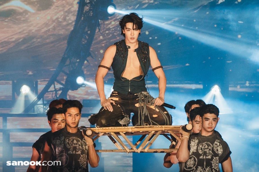 JOONG DUNK EYES ON YOU FANCON