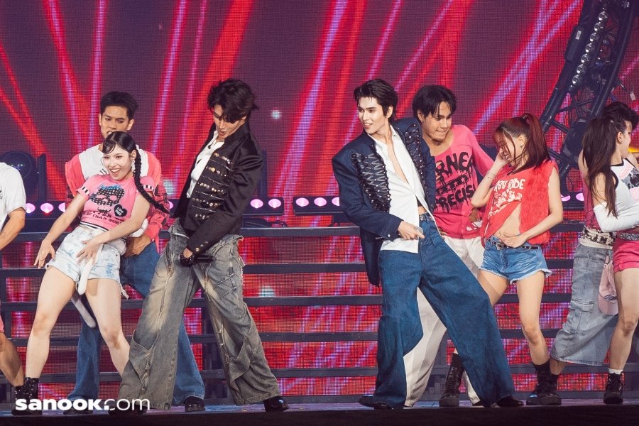 JOONG DUNK EYES ON YOU FANCON