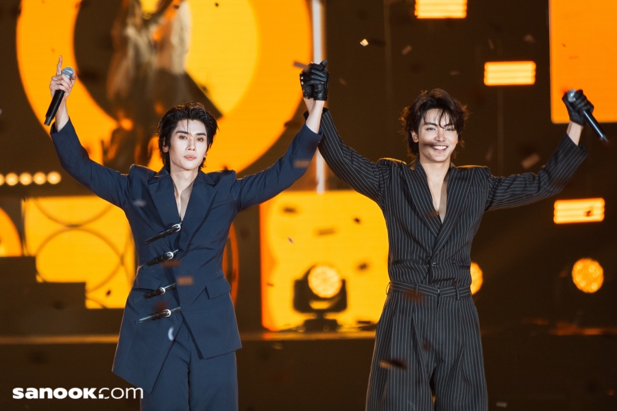 JOONG DUNK EYES ON YOU FANCON