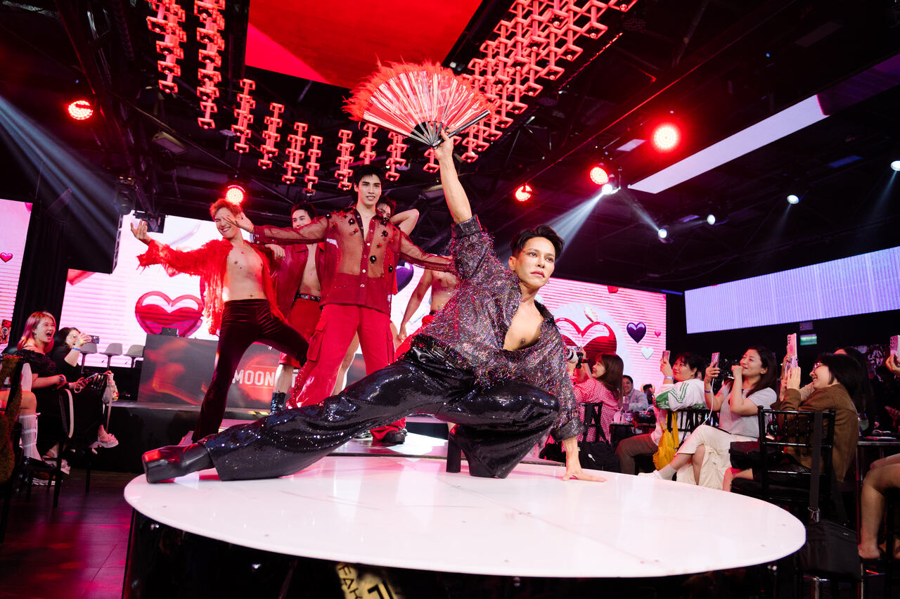 Love of Silom รักแห่งสีลม