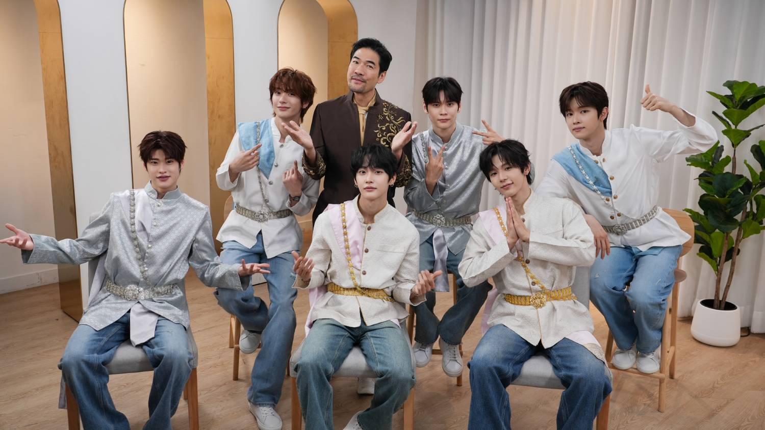 น้องข้าว ใส่ชุดไทย สงกรานต์ 