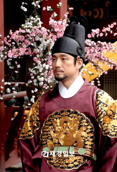 เปิดภาพปัจจุบัน ทงอี จอมนางคู่บัลลังก์