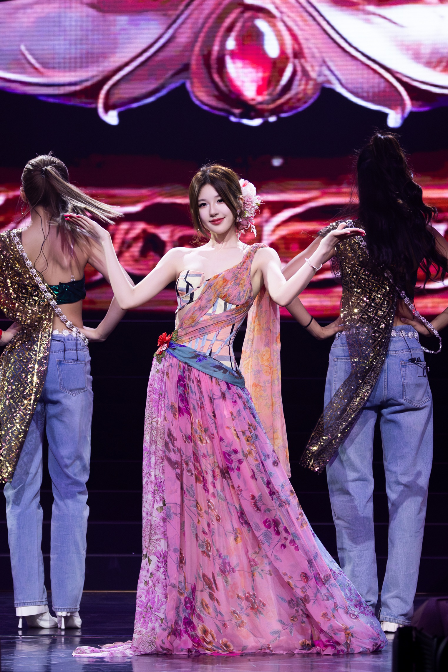 จ้าวลู่ซือ คอนเสิร์ตไทย