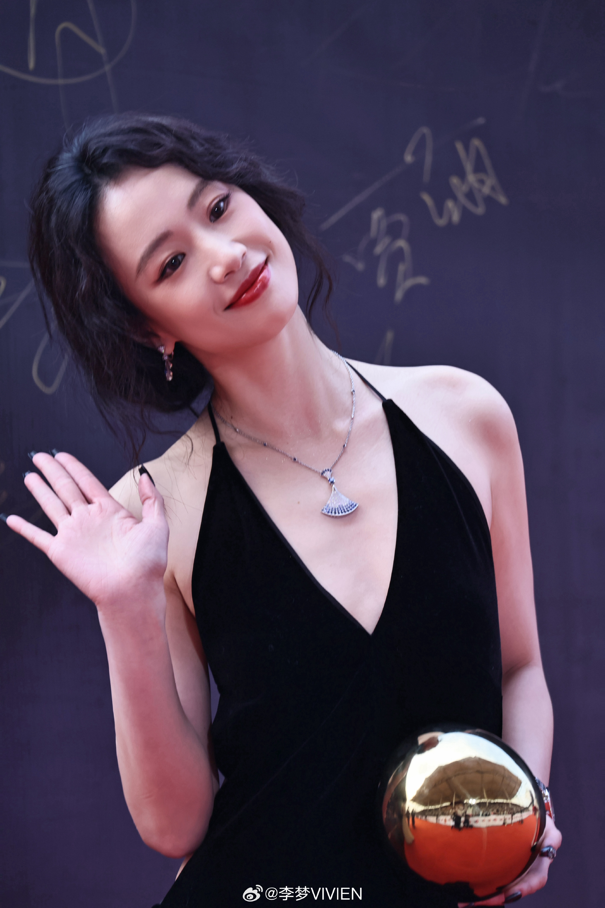 “หลี่เมิ่ง” จากนักแสดงเจ้าปัญหา สู่ตัวแม่สายร้ายที่คนดูทั้งรักทั้งเกลียด
