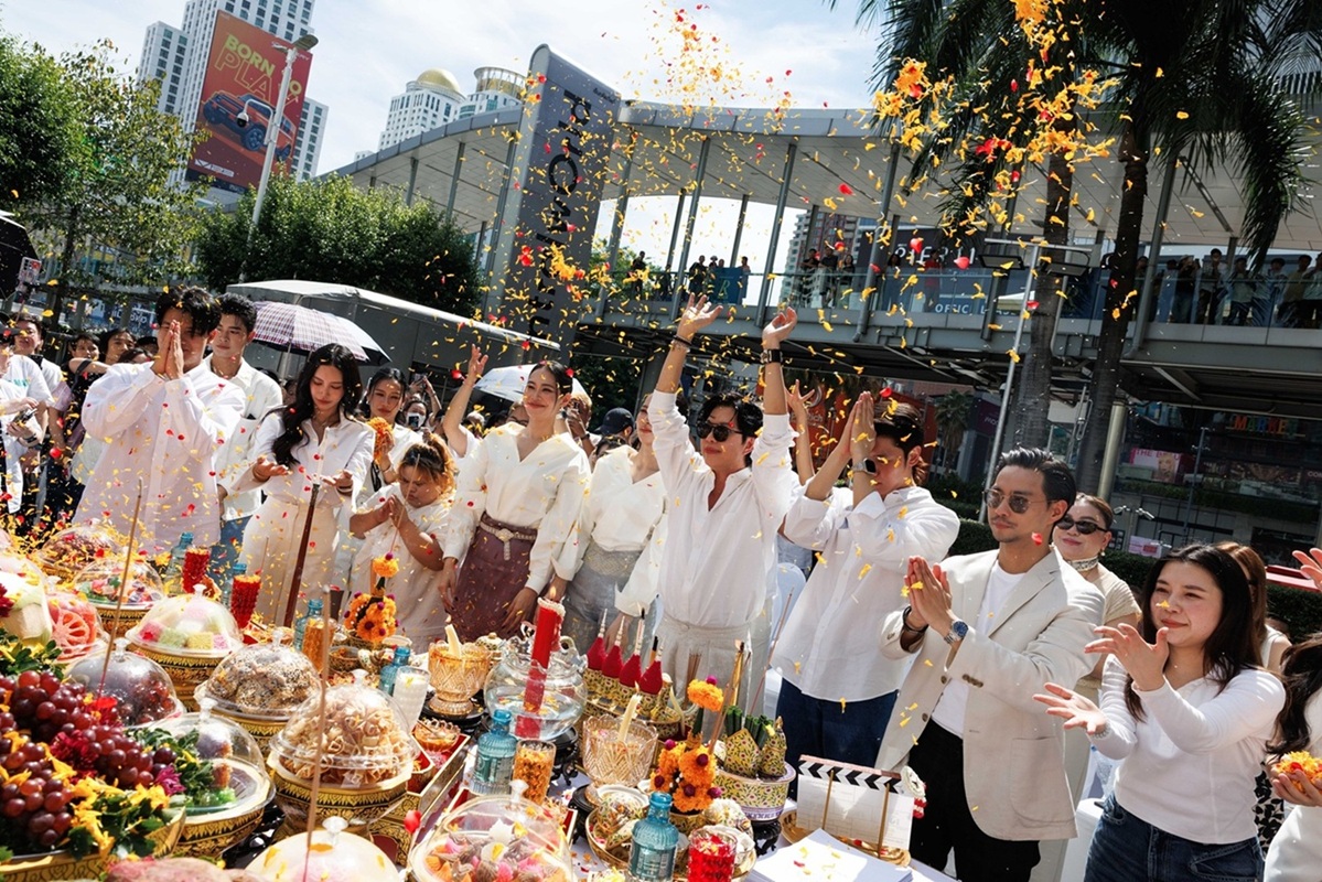 WeTV เปิดตัวบวงสรวงซีรีส์ฟอร์มยักษ์ 