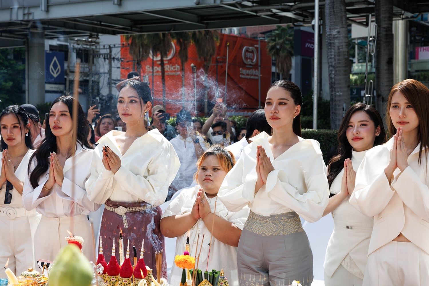 WeTV เปิดตัวบวงสรวงซีรีส์ฟอร์มยักษ์ 