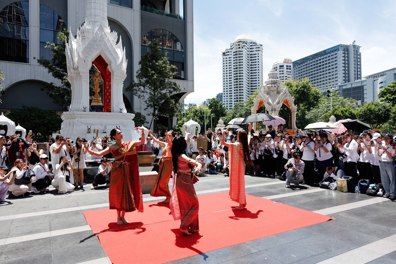 WeTV เปิดตัวบวงสรวงซีรีส์ฟอร์มยักษ์ 