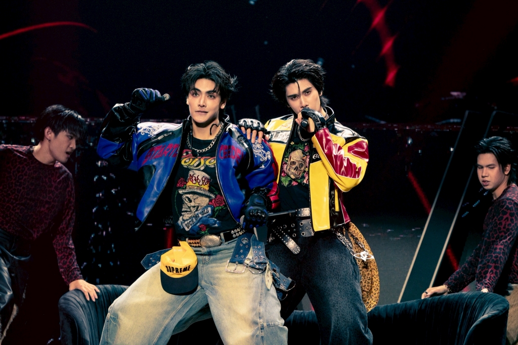 LOVE OUT LOUD FAN FEST 2026 : HEART RACE