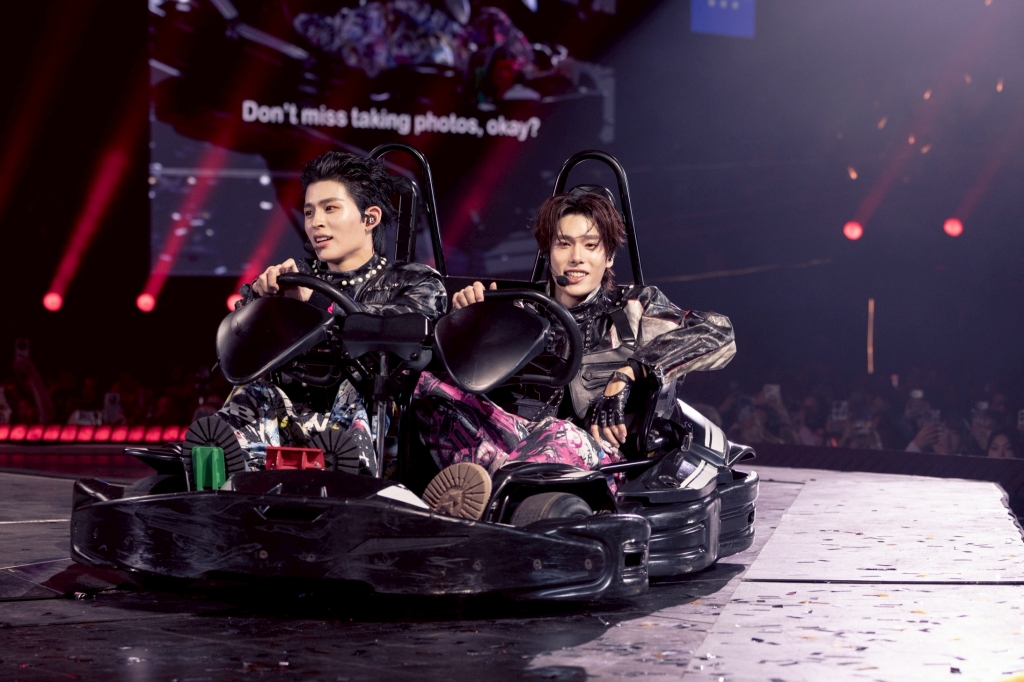 LOVE OUT LOUD FAN FEST 2026 : HEART RACE