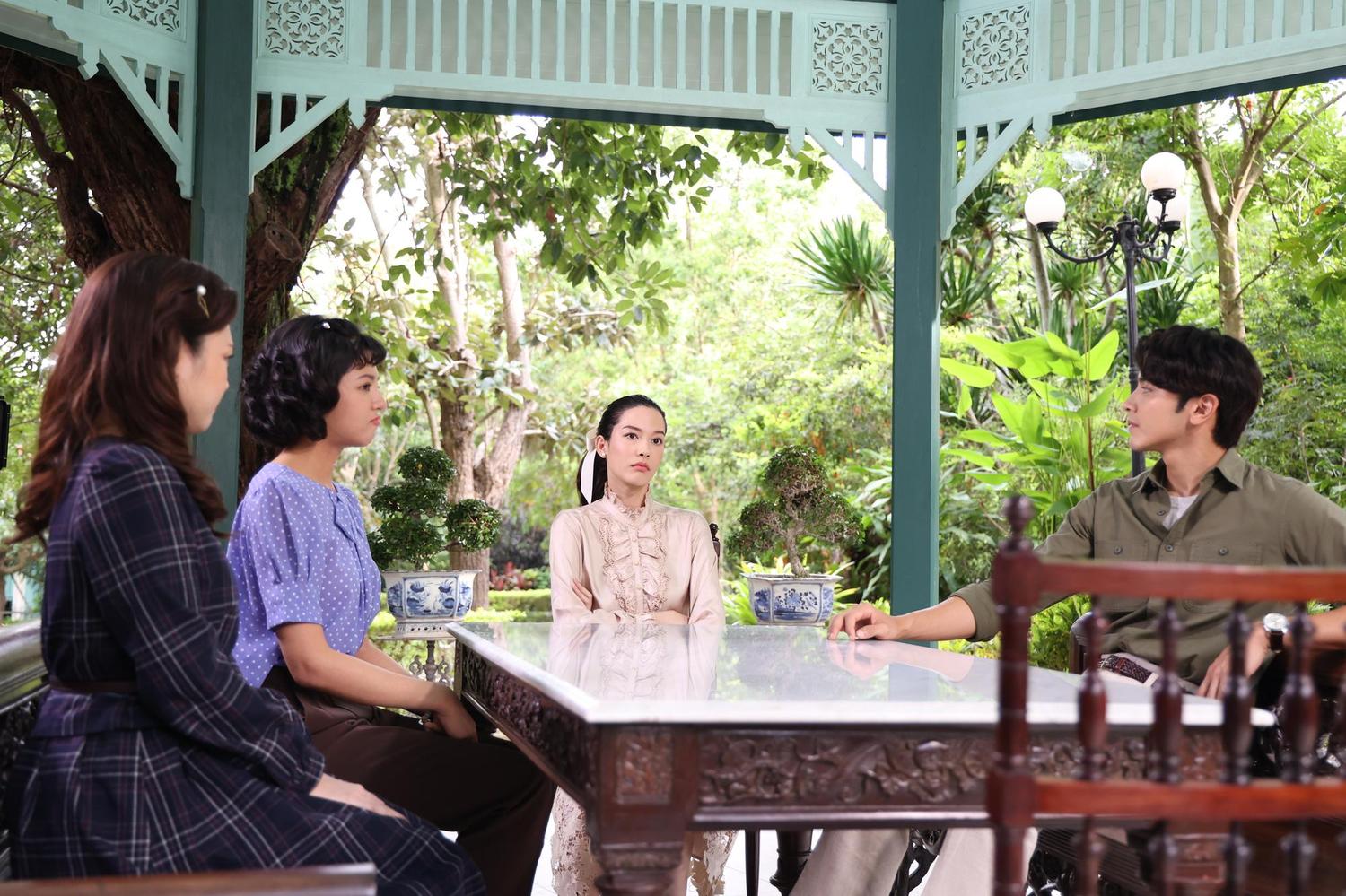 ธาตรี