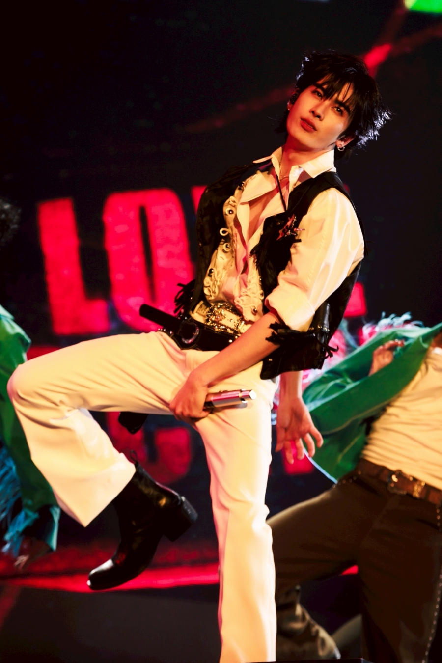 PERTH SANTA DEVIL S KISS CONCERT