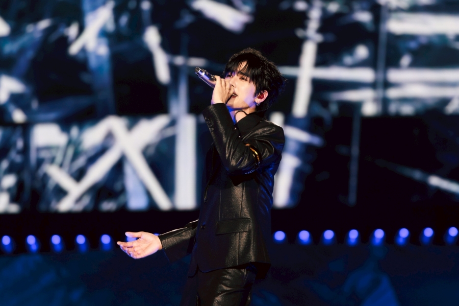 PERTH SANTA DEVIL S KISS CONCERT