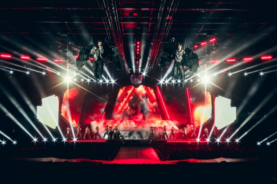 PERTH SANTA DEVIL S KISS CONCERT