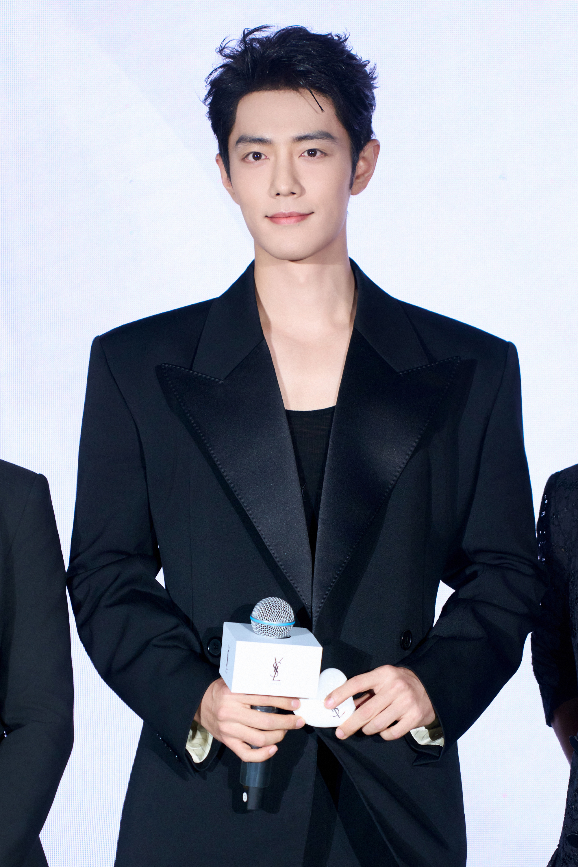 "เซียวจ้าน" สมมงตัวท็อป เยือนฮ่องกงแฟนคลับแห่รอนับหมื่น