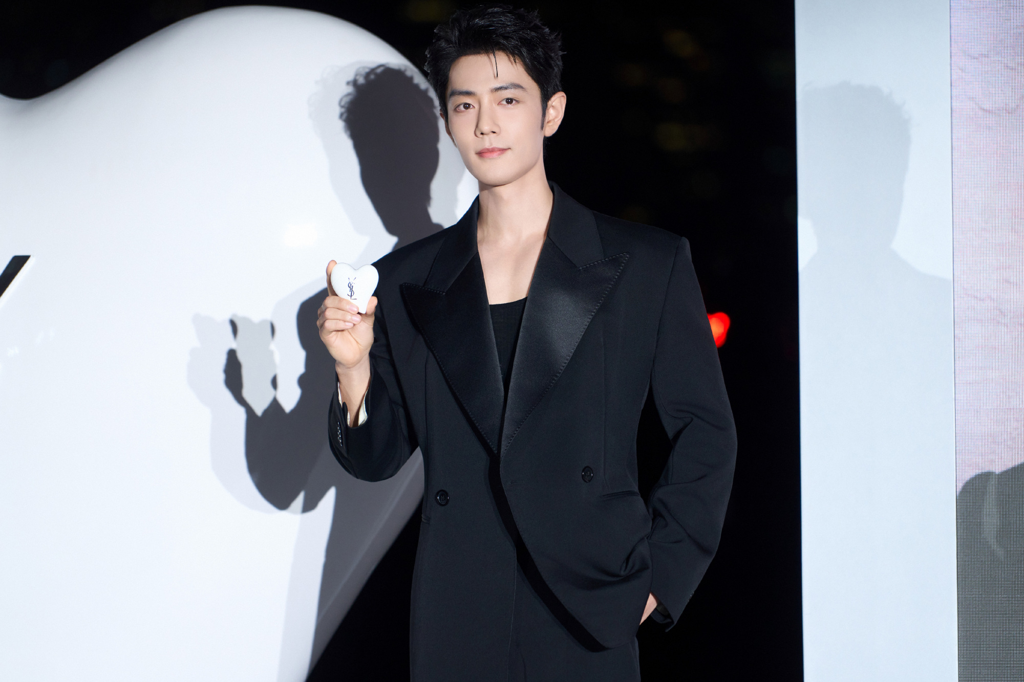 "เซียวจ้าน" สมมงตัวท็อป เยือนฮ่องกงแฟนคลับแห่รอนับหมื่น