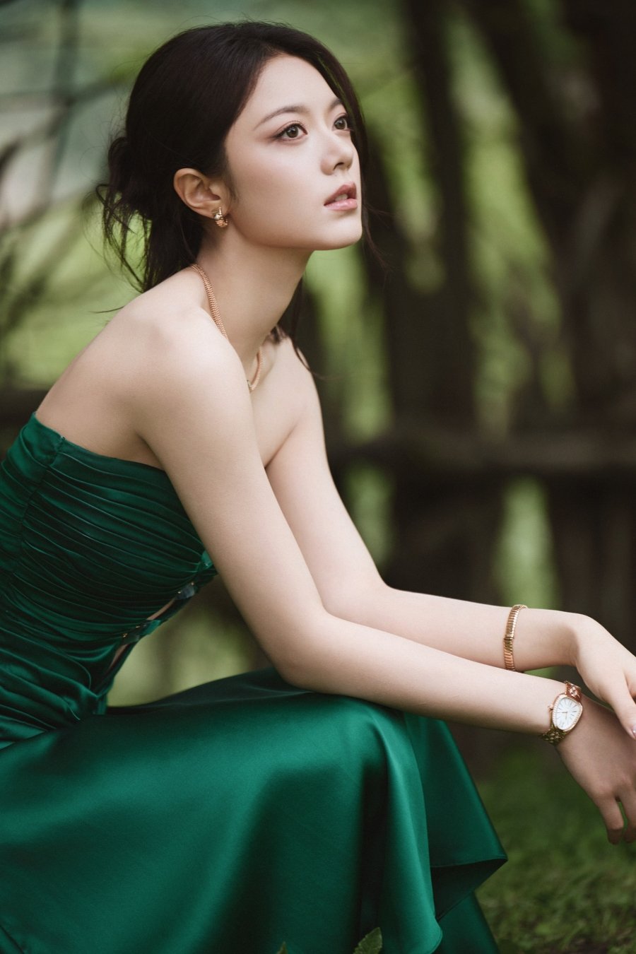 จ้าวจินม่าย คือใคร? เปิดประวัตินางเอกจีนมากฝีมือ