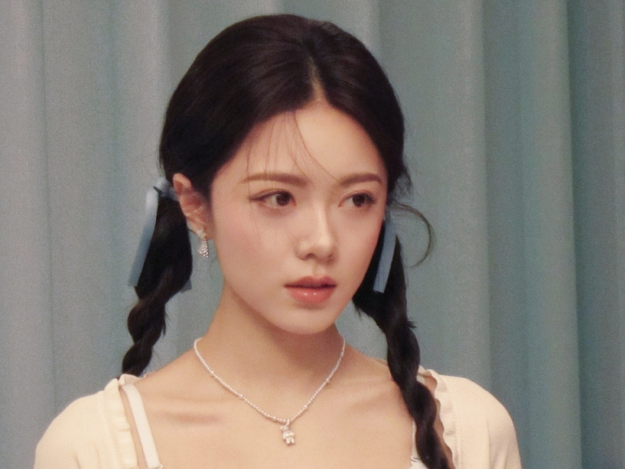 จ้าวจินม่าย คือใคร? เปิดประวัตินางเอกจีนมากฝีมือ