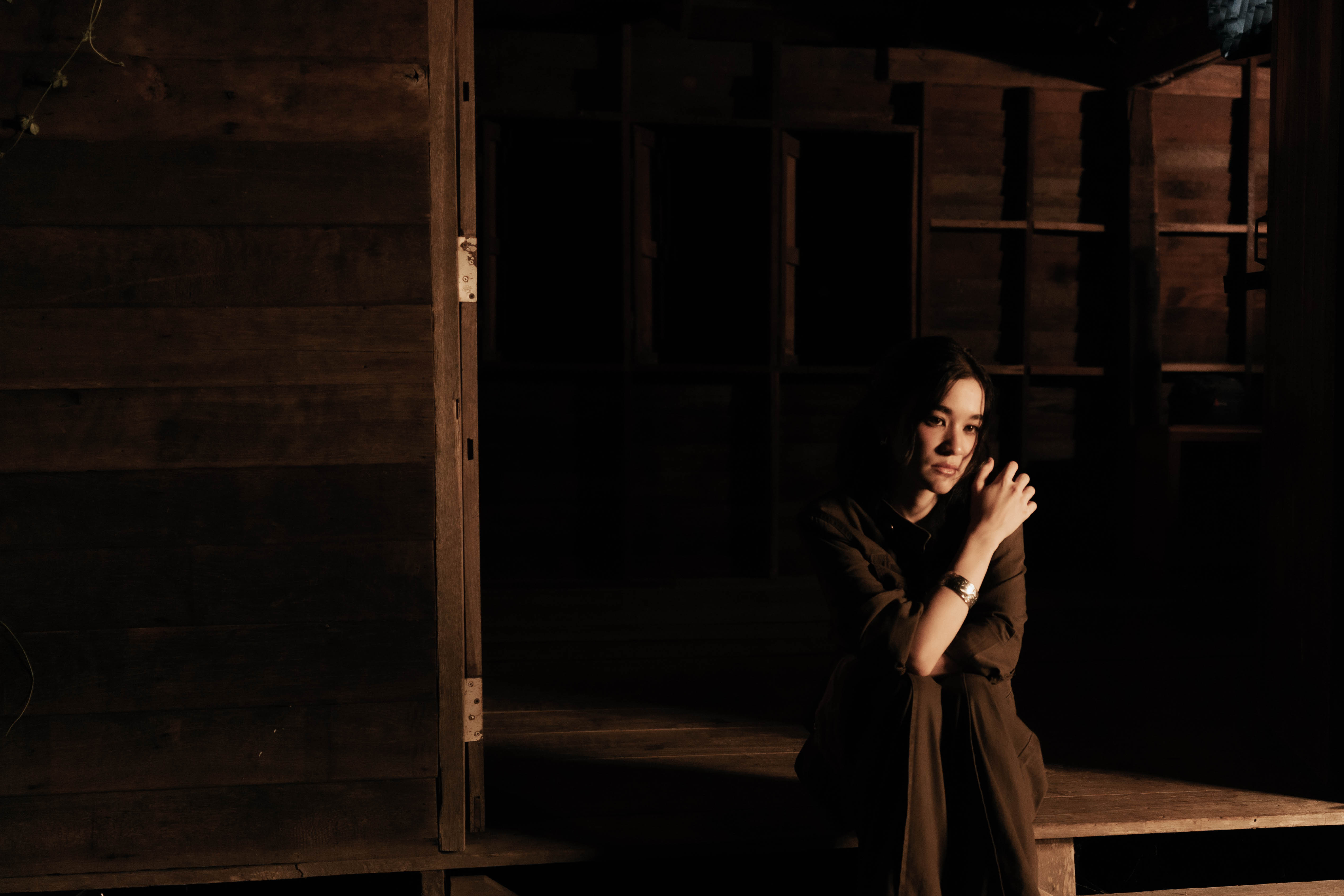 “ขังหัวใจ” OST. “ข่มขลัง”