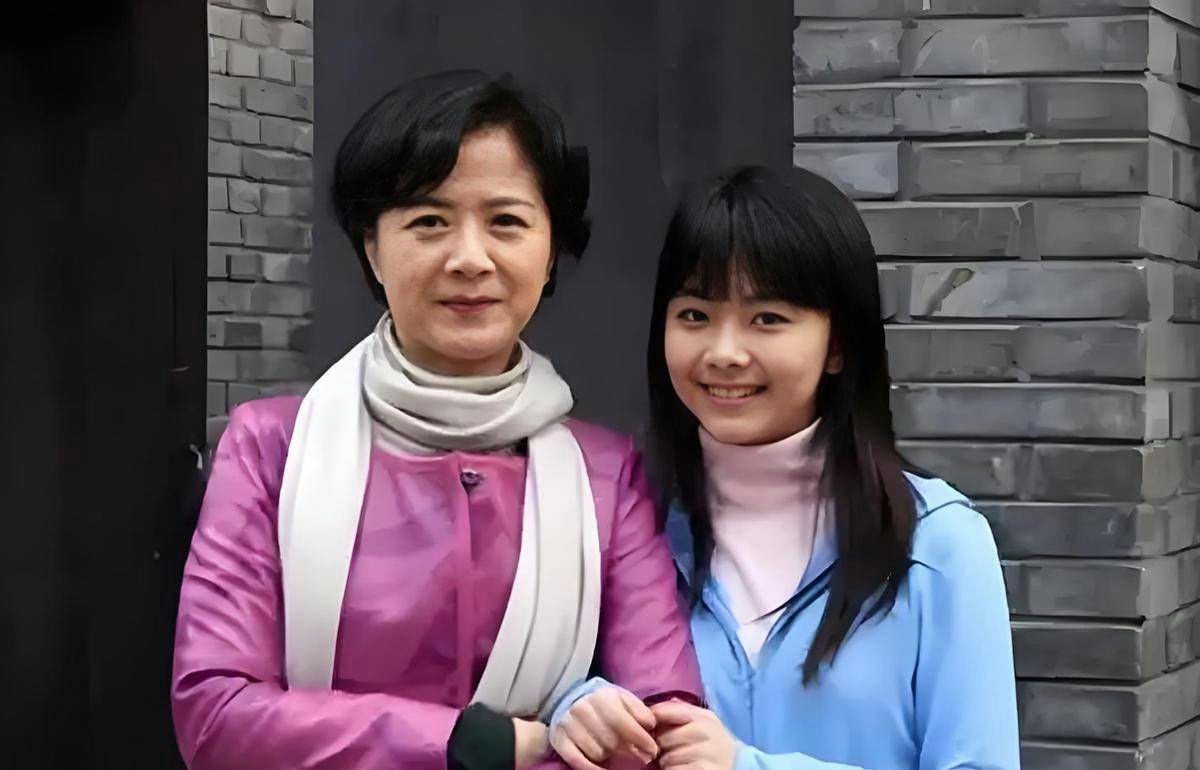 เบื้องหลังรอยยิ้ม “ถานซงอวิ้น” กับการสูญเสียแม่ที่เปลี่ยนชีวิตเธอ