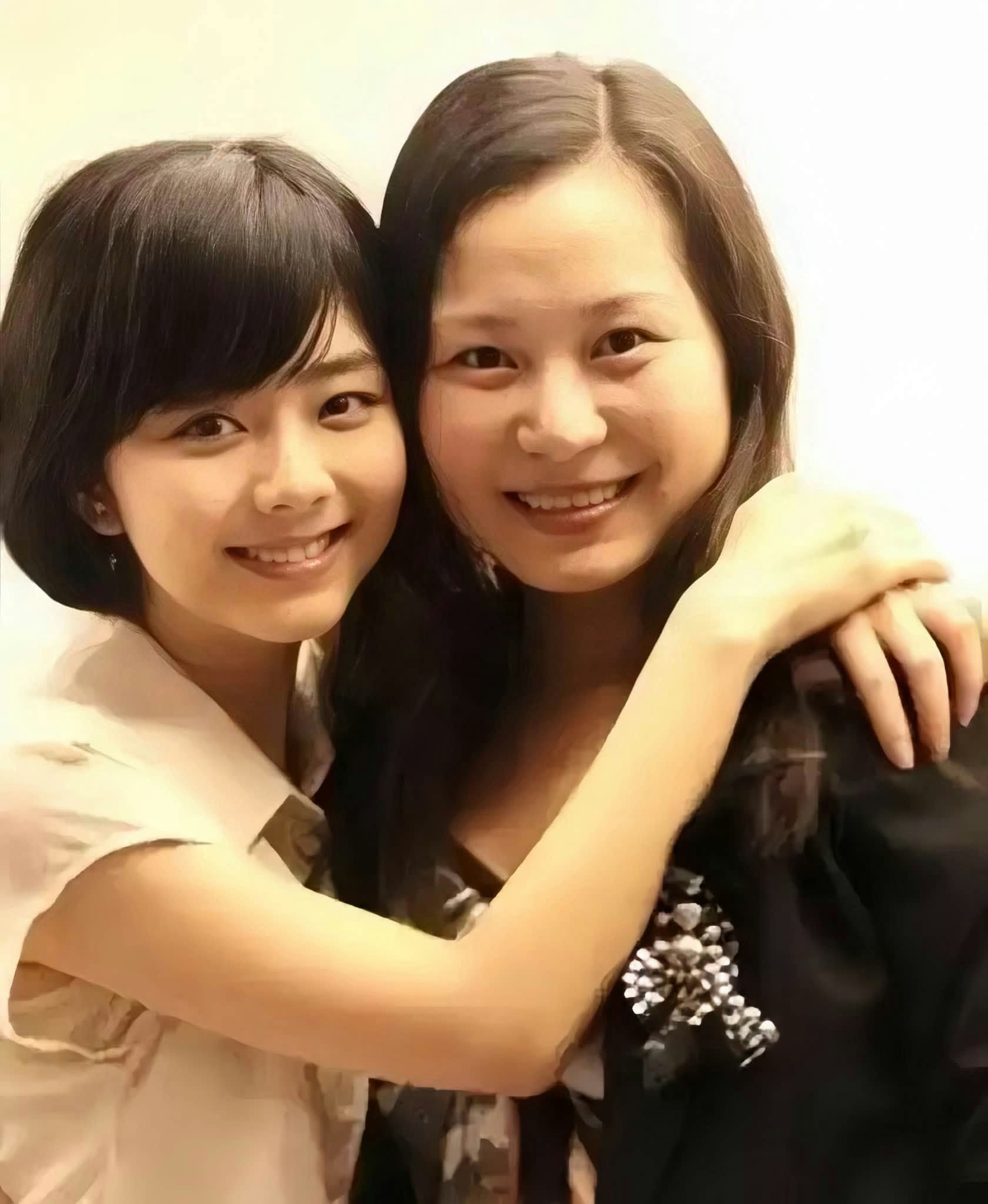 เบื้องหลังรอยยิ้ม “ถานซงอวิ้น” กับการสูญเสียแม่ที่เปลี่ยนชีวิตเธอ
