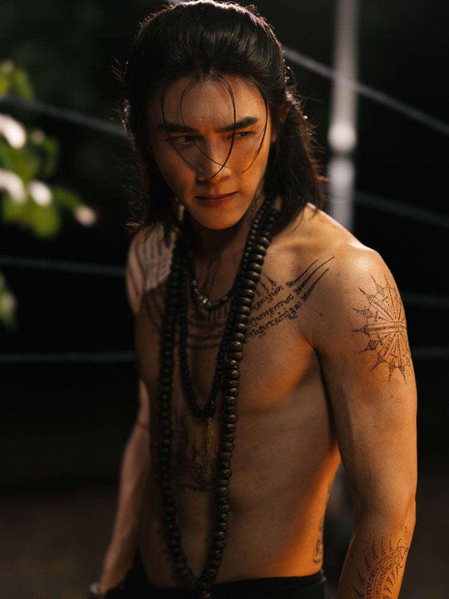 เปิดวาร์ป “พ่อครูไทร” จาก ข่มขลัง “บูม รวีวิชญ์” ตัวละครลับผู้อยู่เบื้องหลังวิชาสายดำ