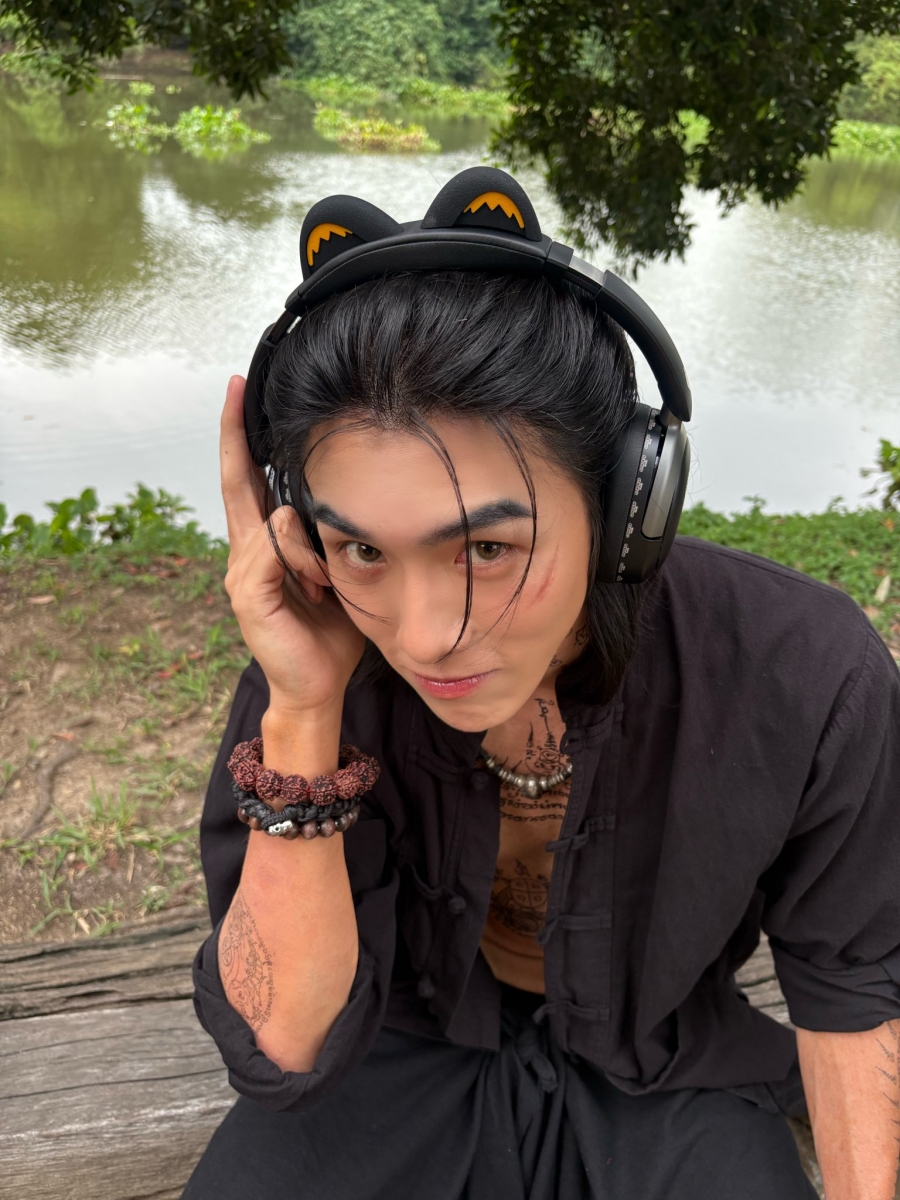 เปิดวาร์ป “พ่อครูไทร” จาก ข่มขลัง “บูม รวีวิชญ์” ตัวละครลับผู้อยู่เบื้องหลังวิชาสายดำ