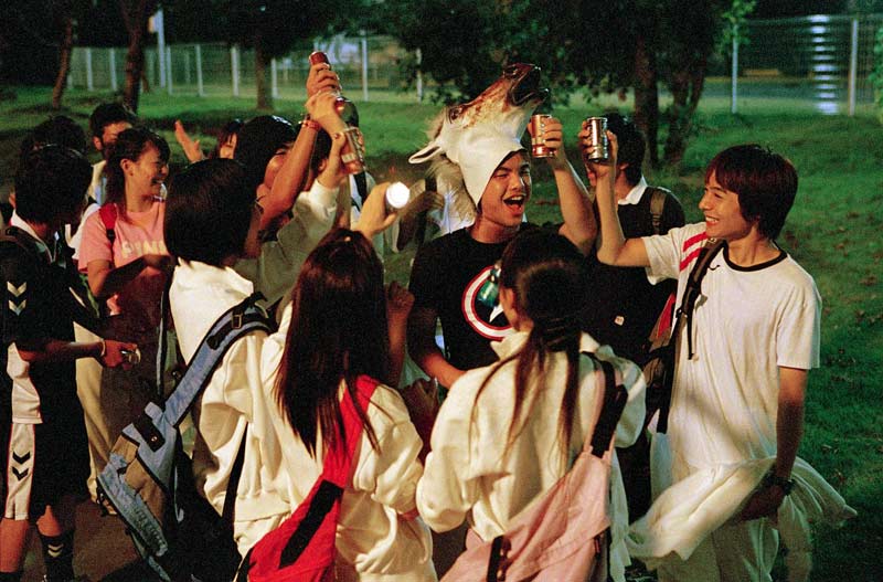 THE NiGHT TIME PICNIC