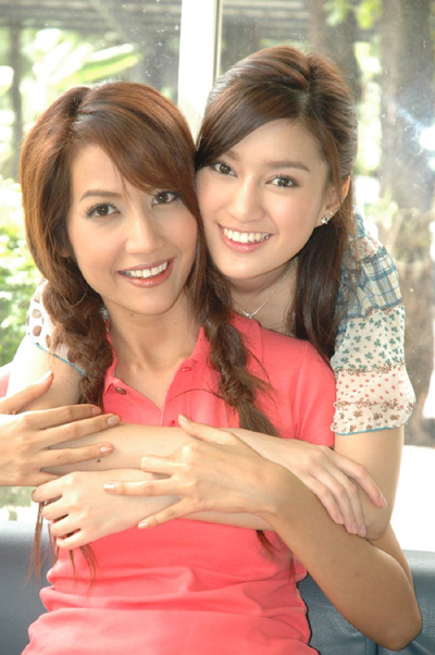 ละคร กุหลาบซ่อนหนาม