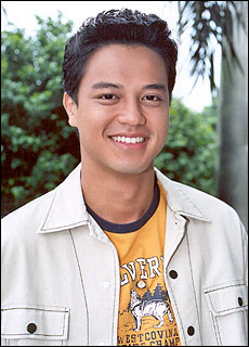 รุ้งเคียงดาว