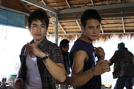 เรื่องย่อละคร อุบัติรัก เกาะสวรรค์