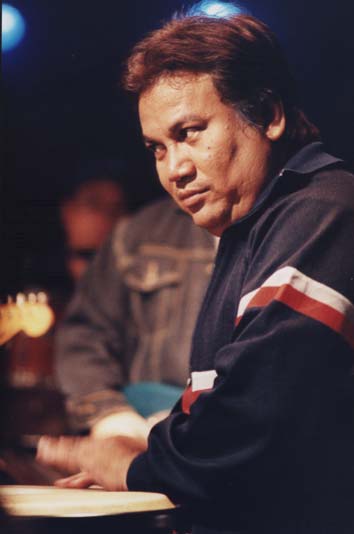 แสบสนิท ศิษย์ส่ายหน้า