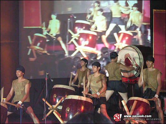 บรรยากาศงานเปิดตัวหนัง องค์บาก 2