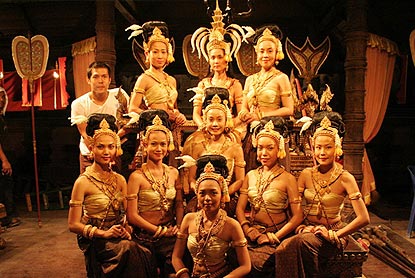 จ๊ะจ๋า สุดปลื้มเข้าตา จา พนม  เป็นนางเอก องค์บาก2